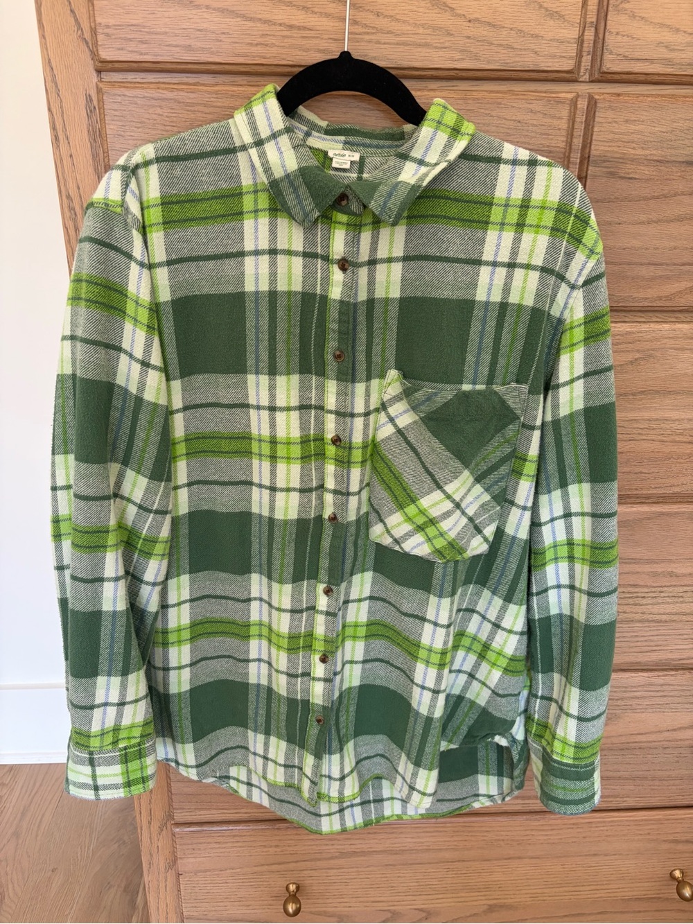 aerie green and white Plaid Button-Down Shirt medium
